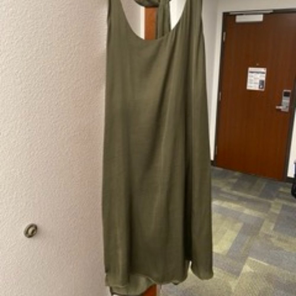 Short Green Silk evening dress Size M